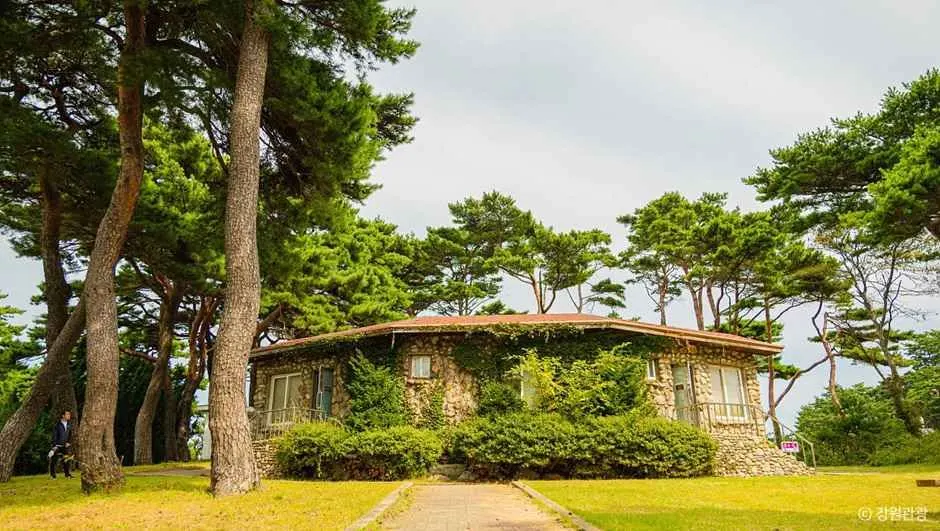 Villa of Lee Ki-poong (이기붕별장)
